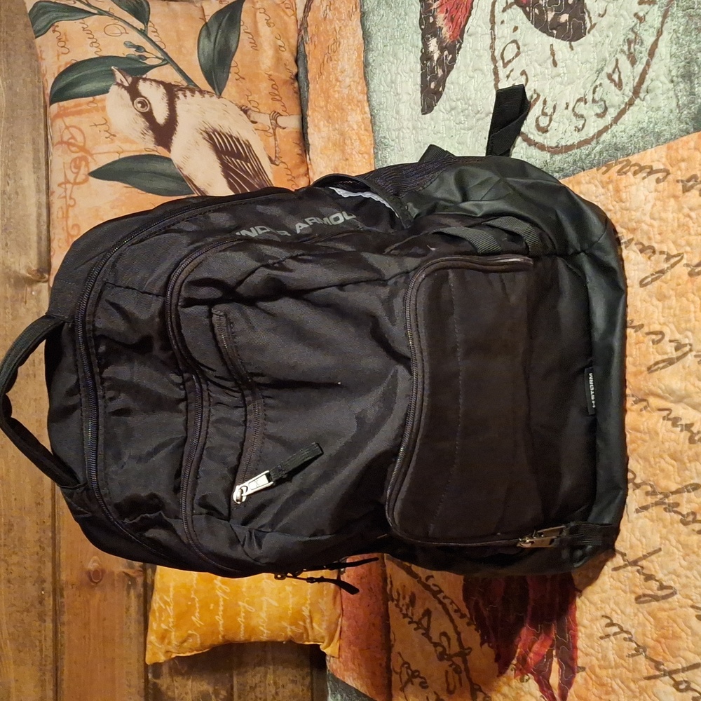 Under Armour backpack - Picture 1 of 3
